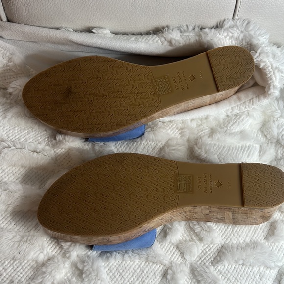 NEW ! Stuart Weitzman platform summer wedges - Picture 9 of 11
